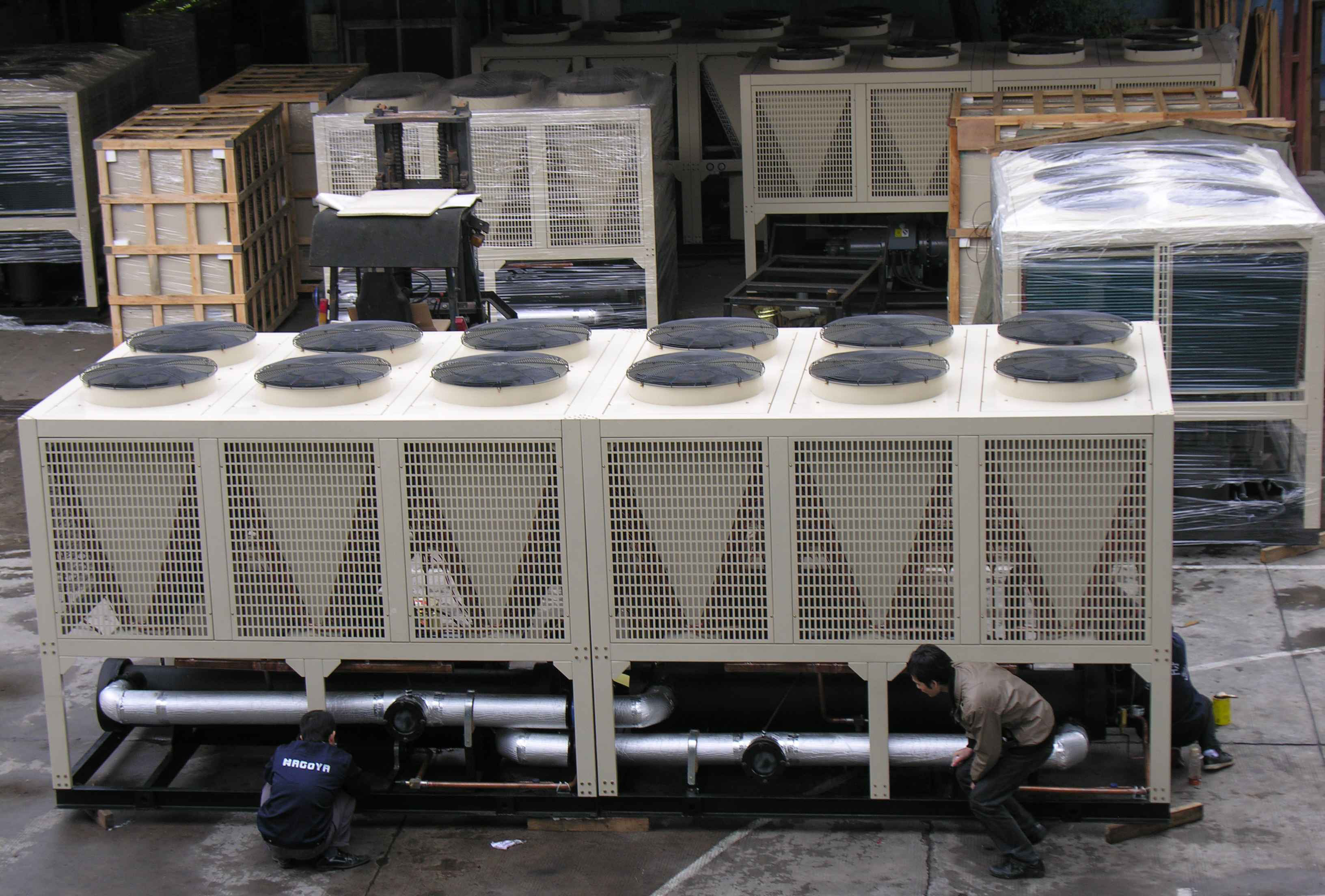 風(fēng)冷式冷水機(jī)日常維護(hù)及性能特點_歐科隆制冷冷水機(jī)